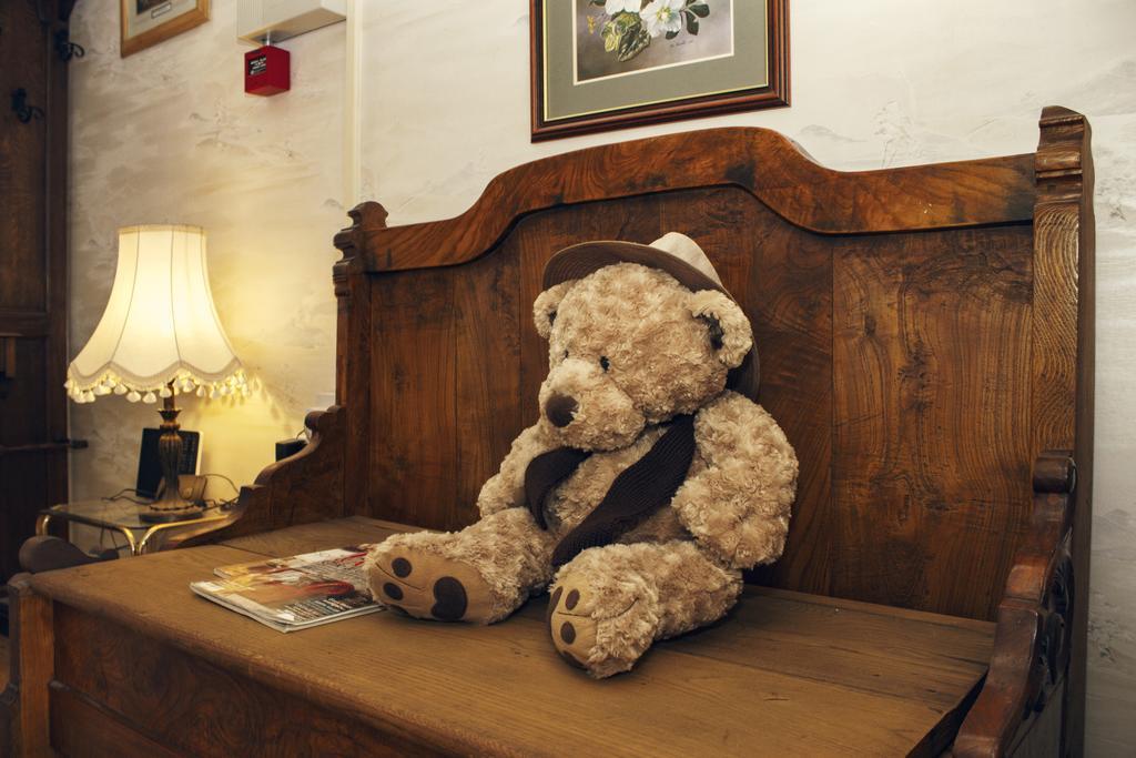 Eagle Heights Bed & Breakfast เอนนิสโครน ภายนอก รูปภาพ