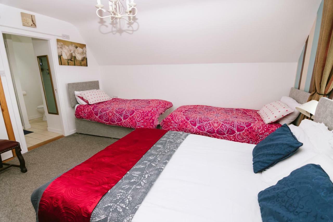 Eagle Heights Bed & Breakfast เอนนิสโครน ภายนอก รูปภาพ