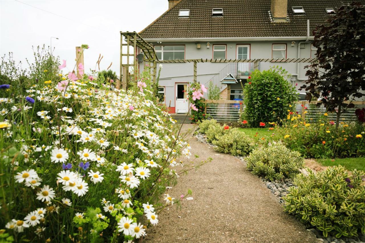 Eagle Heights Bed & Breakfast เอนนิสโครน ภายนอก รูปภาพ