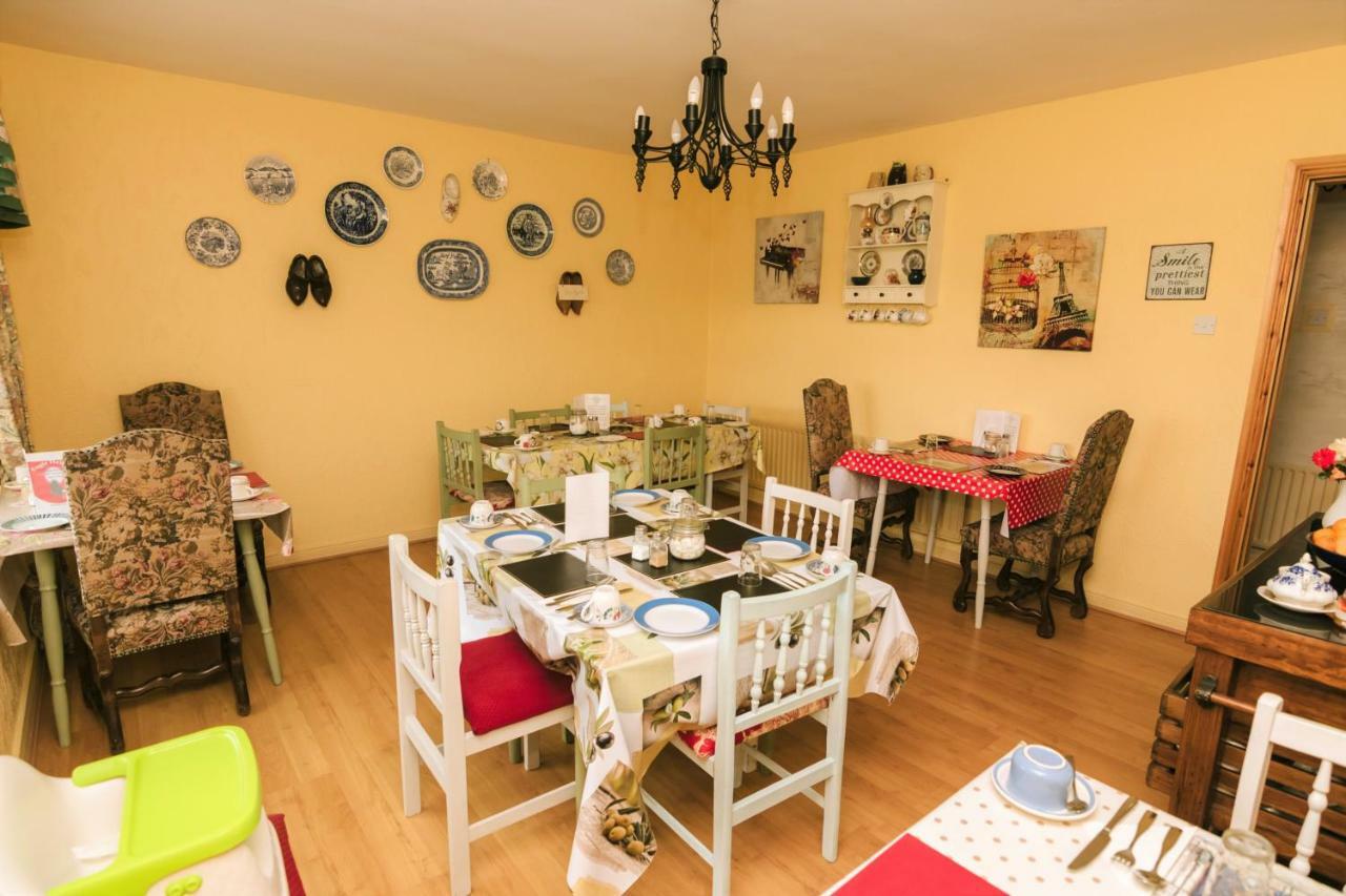 Eagle Heights Bed & Breakfast เอนนิสโครน ภายนอก รูปภาพ