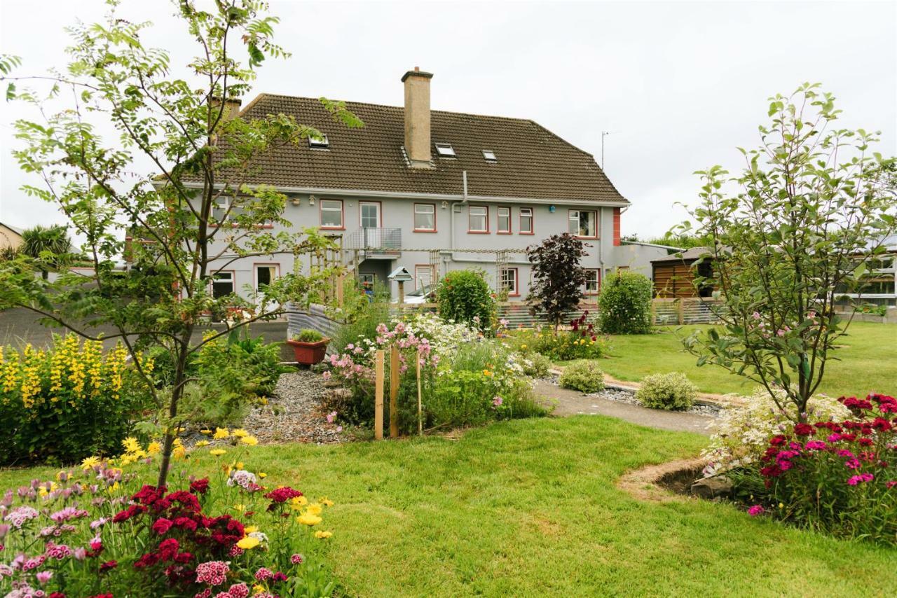 Eagle Heights Bed & Breakfast เอนนิสโครน ภายนอก รูปภาพ