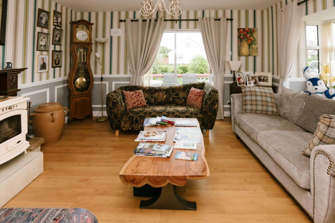 Eagle Heights Bed & Breakfast เอนนิสโครน ภายนอก รูปภาพ